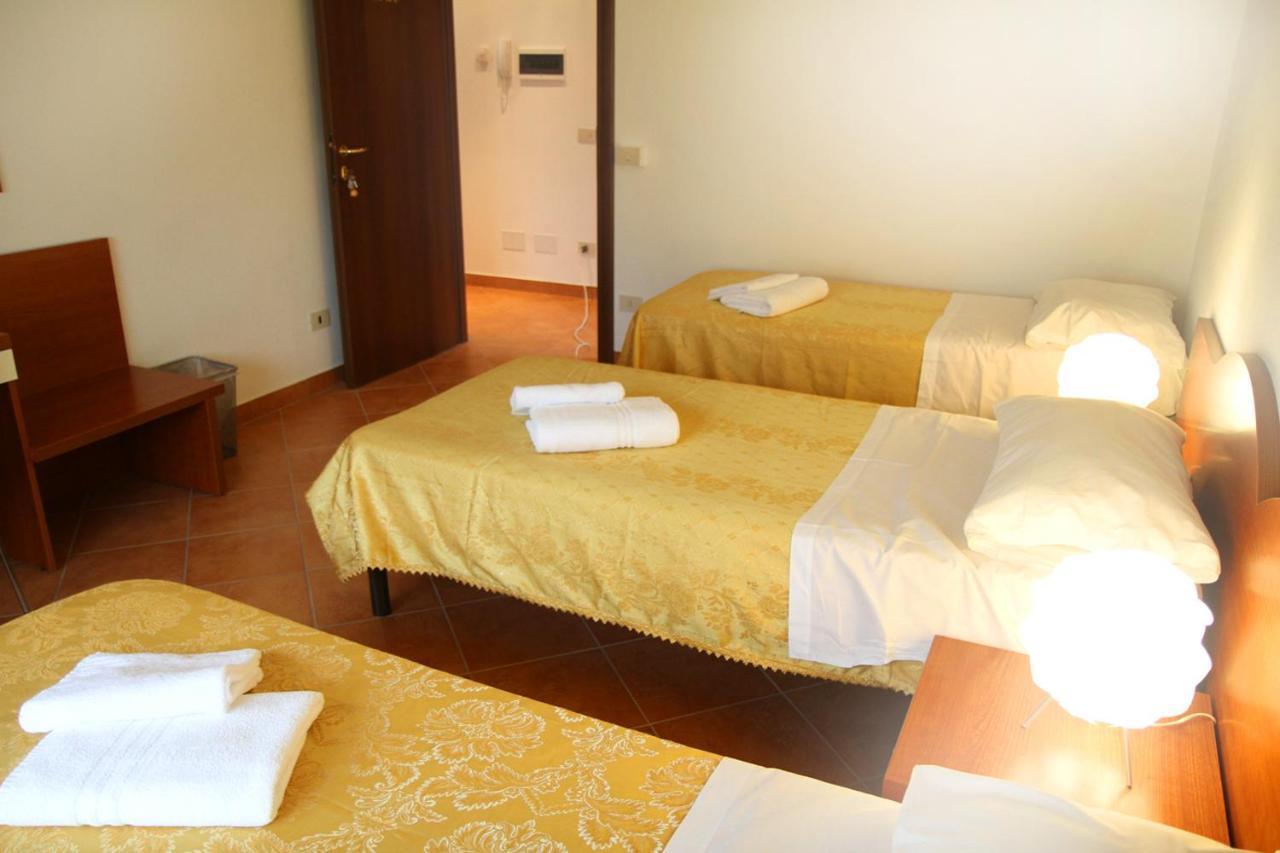 B&B Music Milánó Szoba fotó