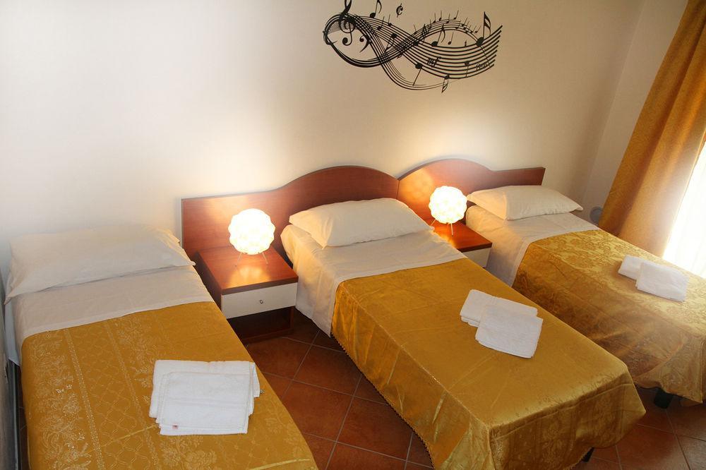 B&B Music Milánó Kültér fotó