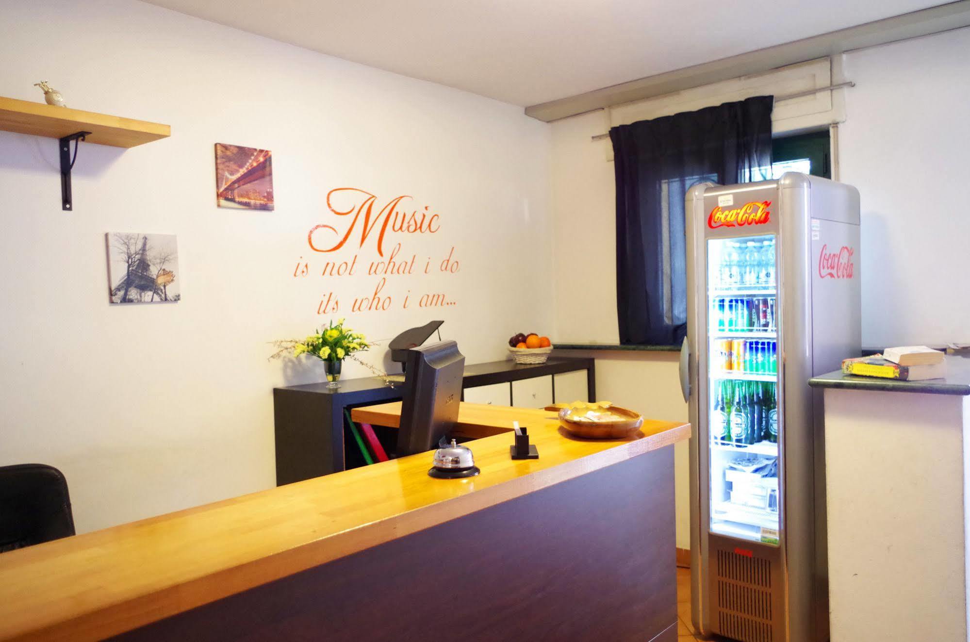 B&B Music Milánó Kültér fotó